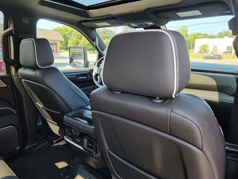 Used 2026 GMC Sierra 2500 AT4X AWD/4WD image 29