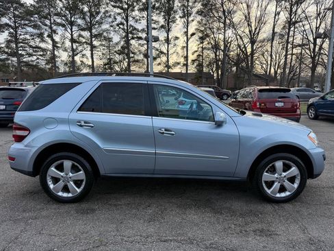 Used 2010 Mercedes-Benz ML 350 4MATIC image 18