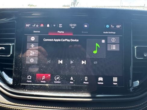 Used 2025 Dodge Durango R/T AWD/4WD image 12
