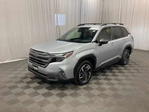 Used 2025 Subaru Forester Limited w/ Popular Package #2 image 4