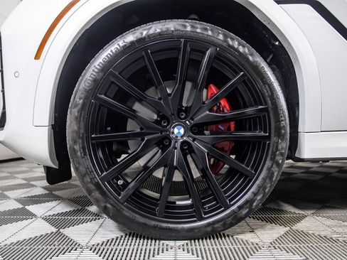Used 2025 BMW X6 xDrive40i w/ Climate Comfort Package image 43
