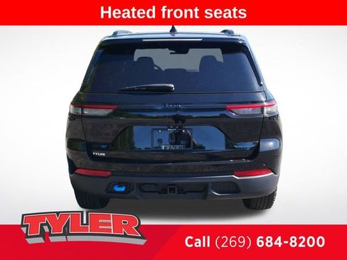 Used 2022 Jeep Grand Cherokee Trailhawk AWD/4WD image 7