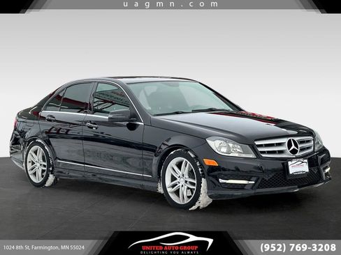 Used 2013 Mercedes-Benz C 300 4MATIC Sedan image 1
