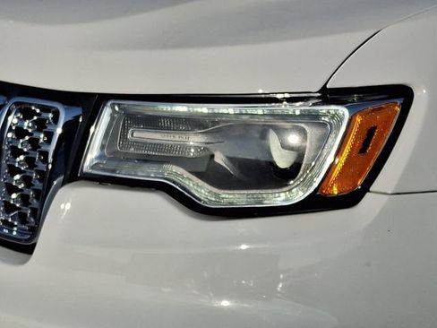 Used 2021 Jeep Grand Cherokee Overland image 11