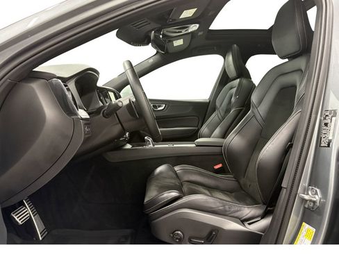 Used 2019 Volvo XC60 T8 R-Design w/ Advanced Package AWD/4WD image 11