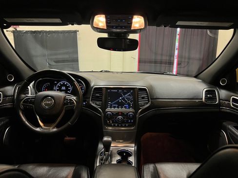 Used 2018 Jeep Grand Cherokee Overland image 19