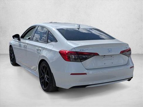 Used 2023 Honda Civic Sport image 6