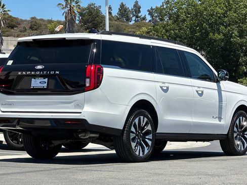 New 2027 Ford Expedition Max Platinum w/ Driver's Package AWD/4WD image 3