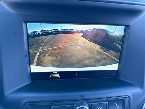 Used 2019 GMC Terrain SLE image 17