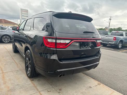 Used 2023 Dodge Durango R/T w/ Blacktop Package AWD/4WD image 10