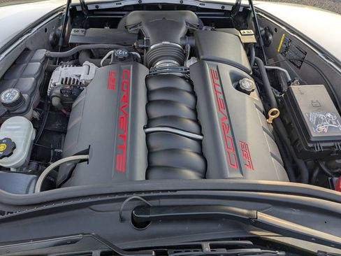 Used 2008 Chevrolet Corvette Coupe w/ Preferred Equipment Group RWD image 14