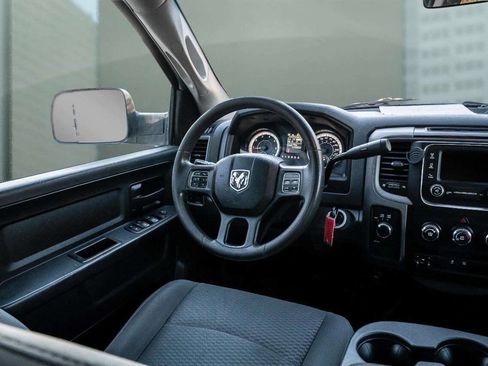 Used 2018 RAM 3500 Tradesman w/ Chrome Appearance Group image 20