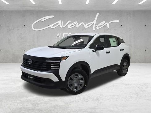 New 2026 Nissan Kicks S image 1