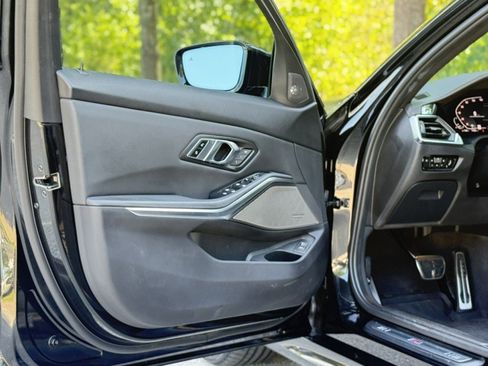 Used 2019 BMW 330i Sedan RWD image 22