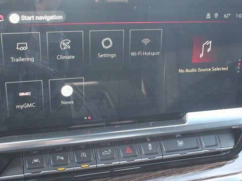 New 2026 GMC Sierra 1500 SLE w/ Preferred Package image 39