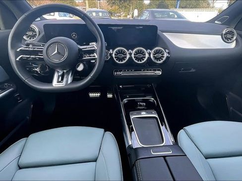 Used 2024 Mercedes-Benz GLA 35 AMG 4MATIC image 7