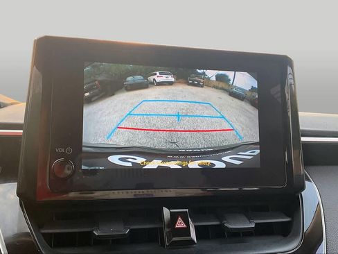 Used 2024 Toyota Corolla LE FWD image 25