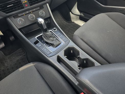 Used 2019 Volkswagen Jetta S w/ Driver Assistance Package FWD image 17