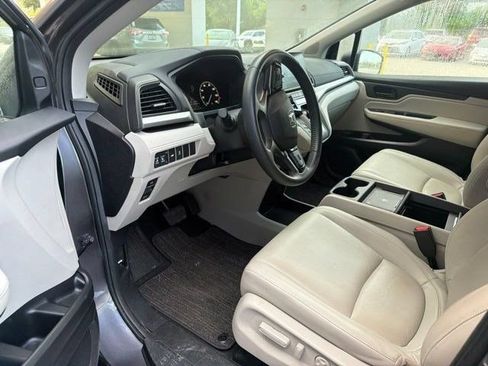 Used 2025 Honda Odyssey EX-L image 2