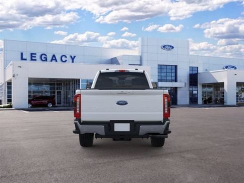 New 2026 Ford F350 Lariat w/ FX4 Off-Road Package AWD/4WD image 5
