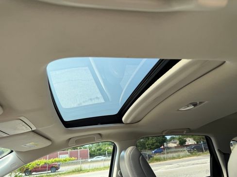 Used 2016 Honda CR-V Touring image 40