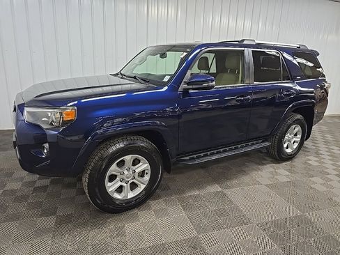 Used 2022 Toyota 4Runner SR5 Premium image 6