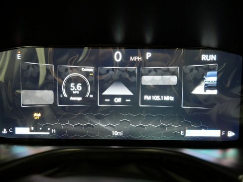 New 2026 Jeep Compass Limited w/ Sun, Sound & Navigation Group image 15