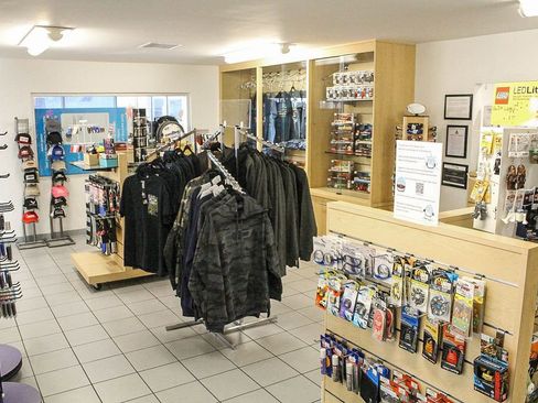 Used 2025 Chevrolet Trax RS w/ Driver Confidence Package image 39