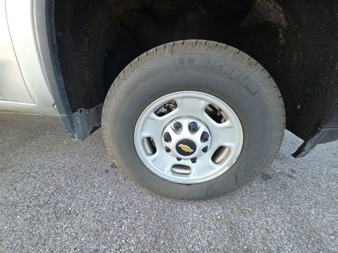 Used 2022 Chevrolet Silverado 2500 W/T w/ Safety Confidence Package image 30