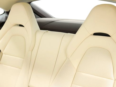 Used 2022 Porsche Panamera image 54