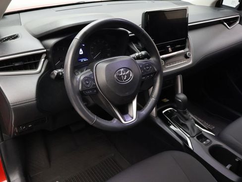 Used 2023 Toyota Corolla Cross LE image 15