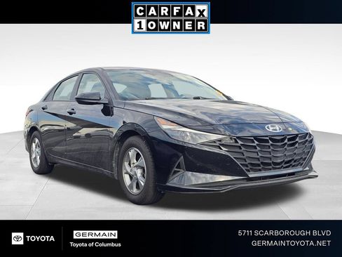 Used 2021 Hyundai Elantra SE FWD image 1