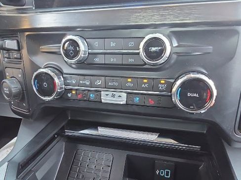 Used 2024 Ford F350 Lariat w/ Lariat Ultimate Package image 5