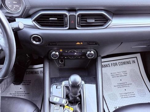 Used 2018 MAZDA CX-5 Touring image 15