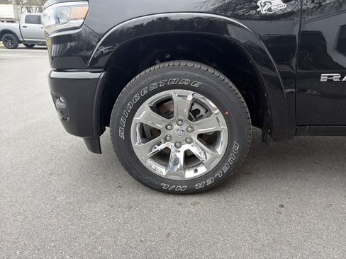 New 2026 RAM 1500 Big Horn AWD/4WD image 11