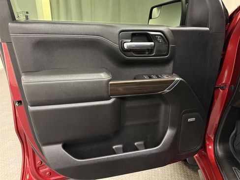 Used 2021 Chevrolet Silverado 1500 LT Trail Boss w/ Convenience Package II image 25