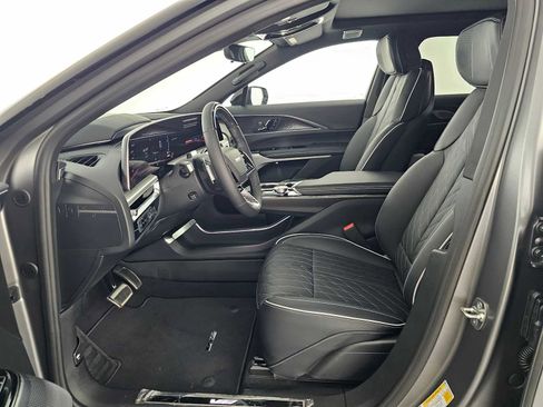 New 2026 Cadillac Lyriq V AWD/4WD image 20
