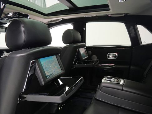 Used 2013 Rolls-Royce Ghost image 15