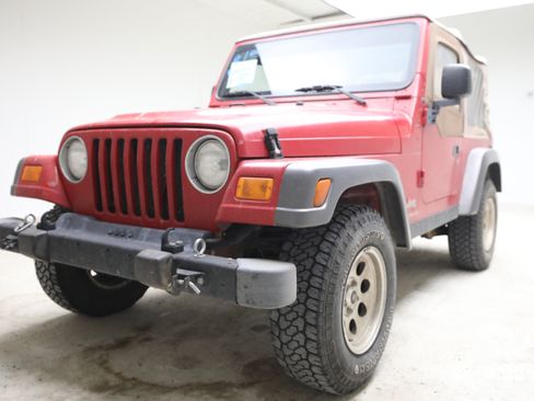 Used 2004 Jeep Wrangler X AWD/4WD image 1