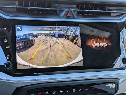 New 2026 Jeep Cherokee Limited AWD/4WD image 16