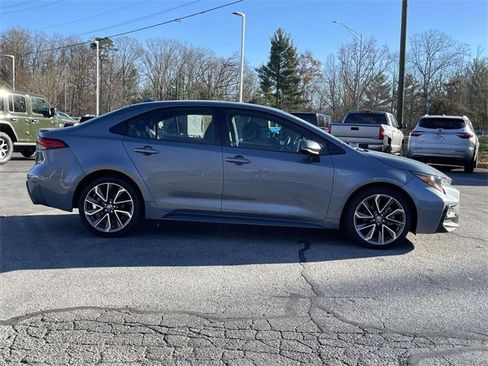 Used 2020 Toyota Corolla XSE image 6