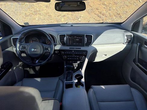 Used 2018 Kia Sportage EX w/ EX Premium Package image 18