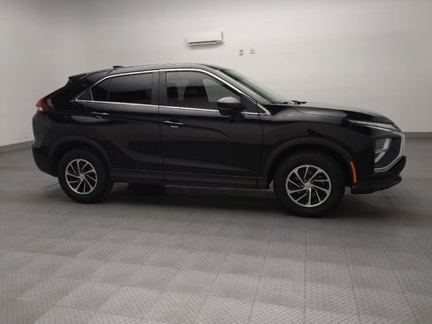 Used 2022 Mitsubishi Eclipse Cross ES image 11