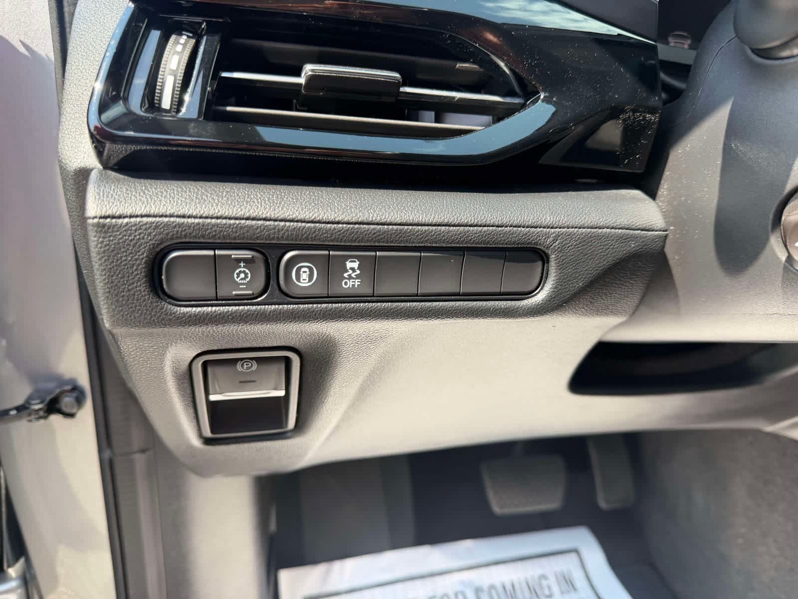 Used 2024 Acura MDX SH-AWD image 21