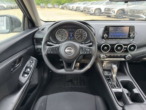 Used 2024 Nissan Sentra S image 25