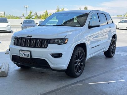Used 2022 Jeep Grand Cherokee Laredo X
