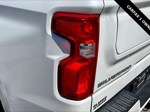 Used 2021 Chevrolet Silverado 1500 High Country w/ Technology Package image 23