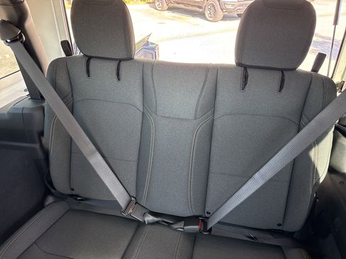 Used 2025 Jeep Wrangler Sport image 28