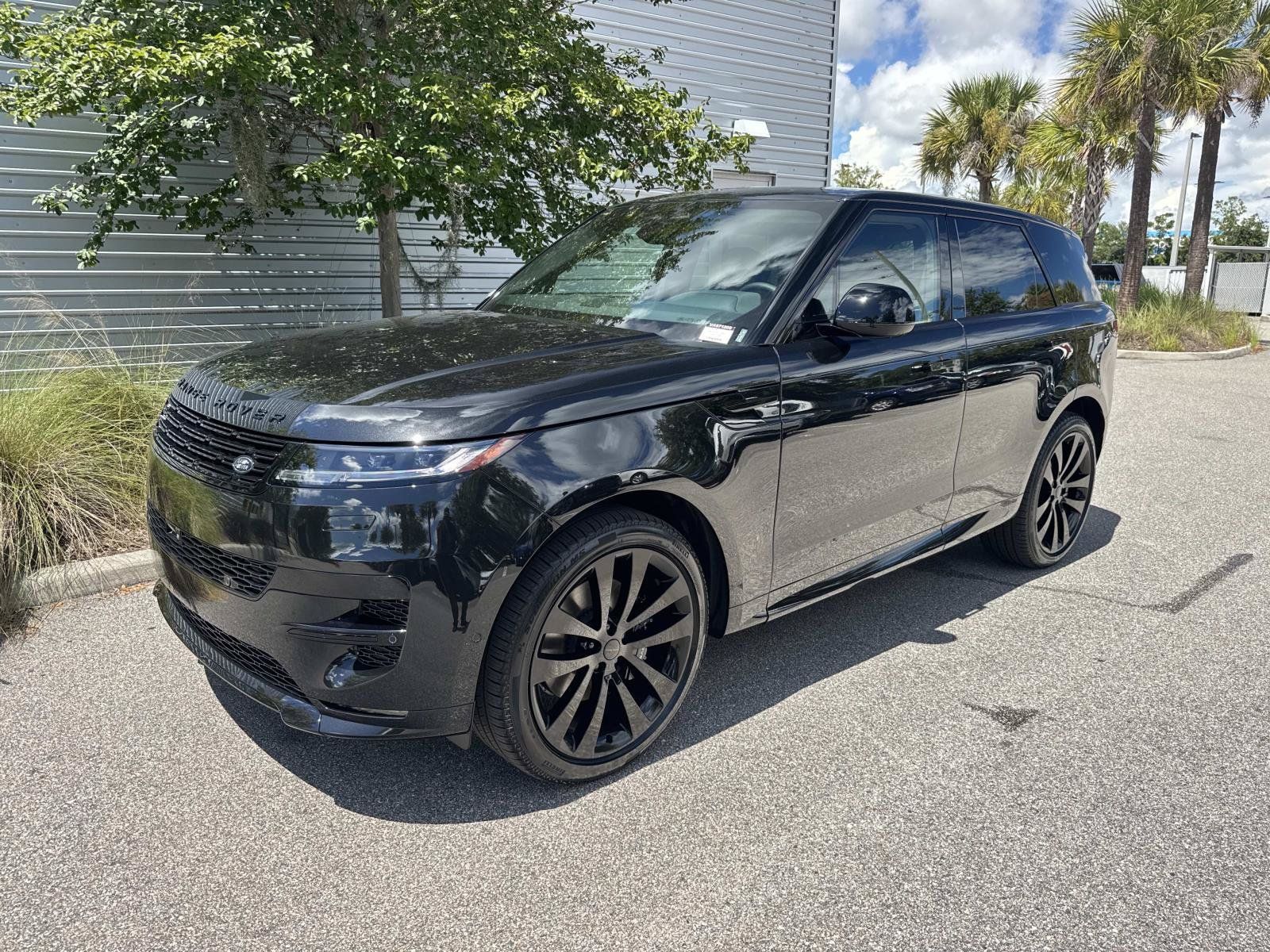 New 2027 Land Rover Range Rover Sport Dynamic SE AWD/4WD image 1