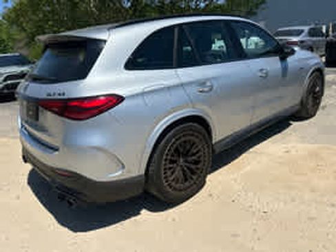 Used 2024 Mercedes-Benz GLC 43 AMG 4MATIC image 4
